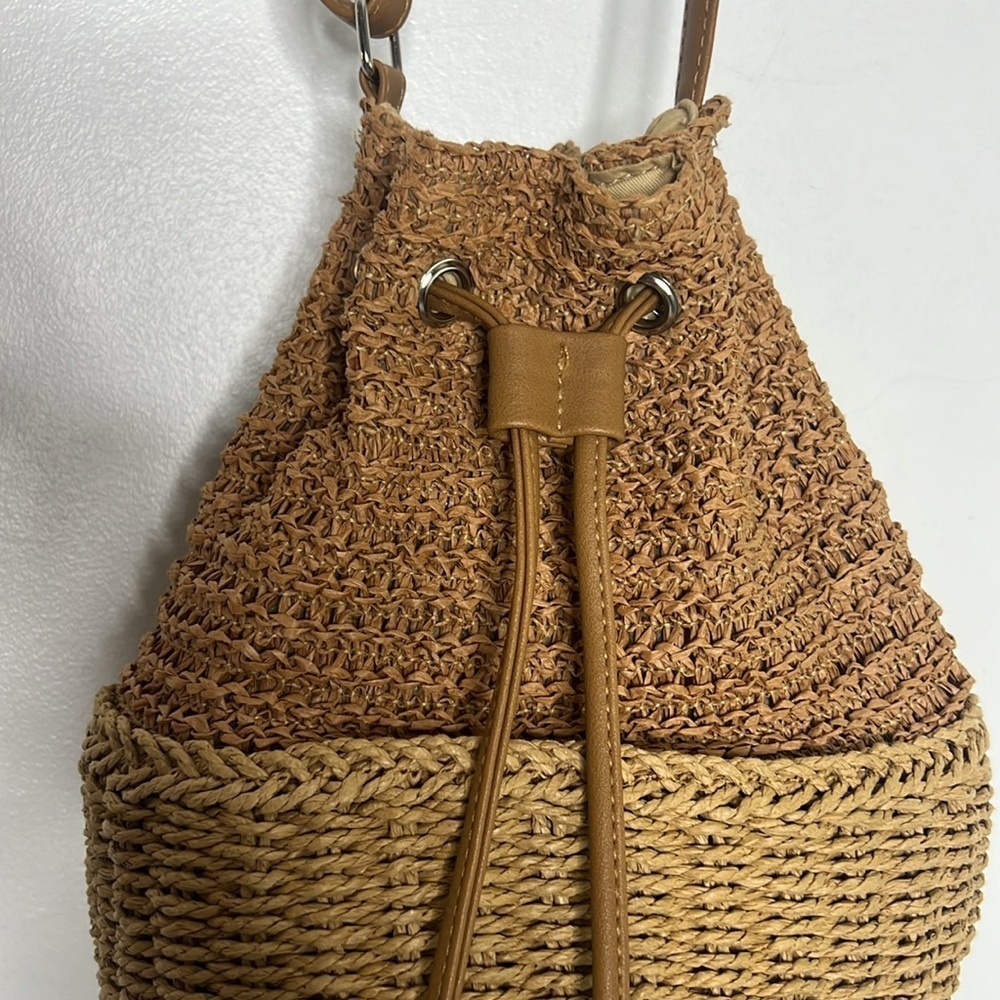 Collection XIIX wicker Crossbody Bucket Bag Drawstring Woven Rattan - Picture 3 of 10